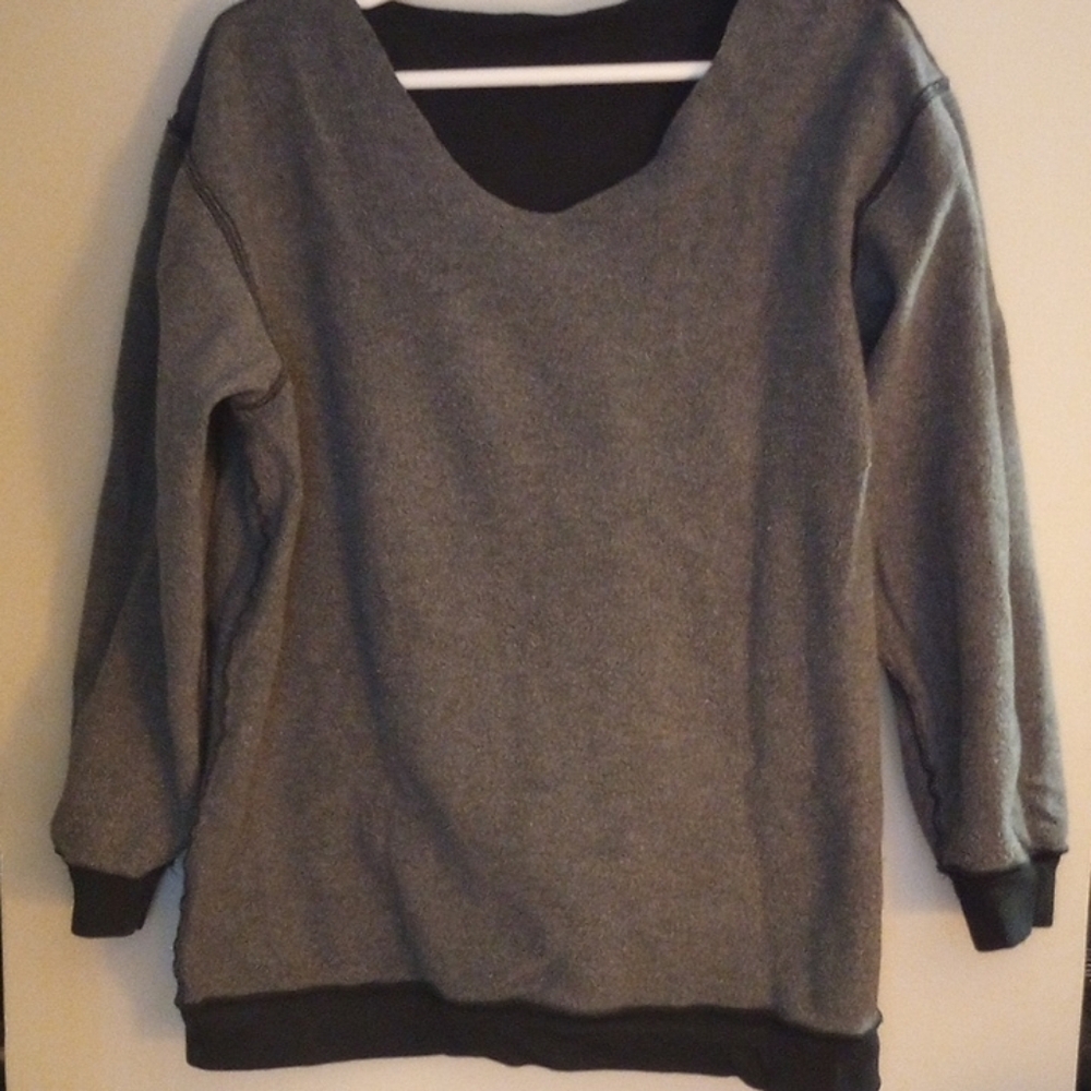♡🗝️ Gray Women's Sweater